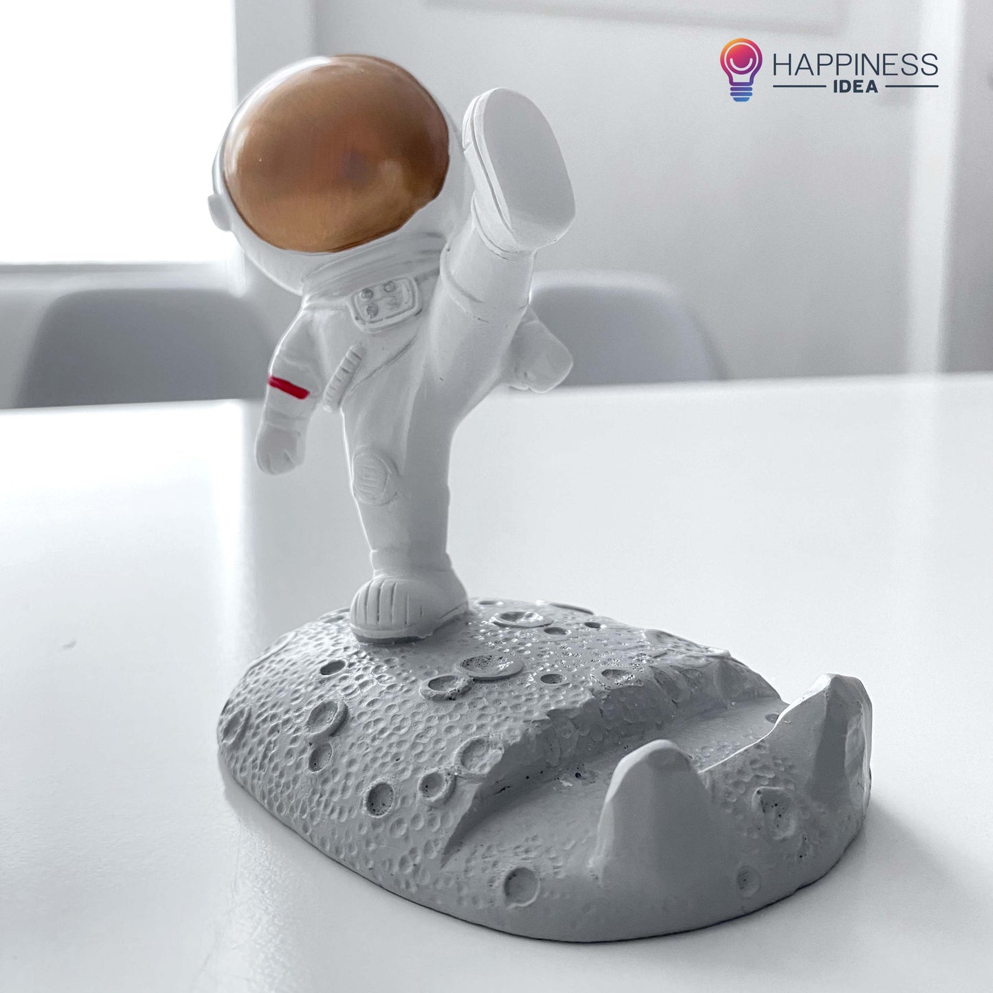Little Astronaut Mobile Phone Stand