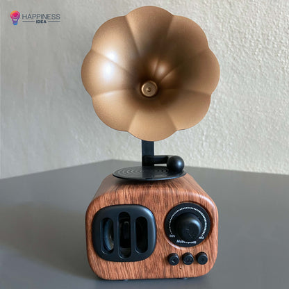 Retro Wooden Phonograph Design Bluetooth Speaker