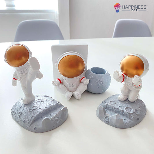 Little Astronaut Mobile Phone Stand
